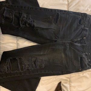 American eagle super distressed black mom jean